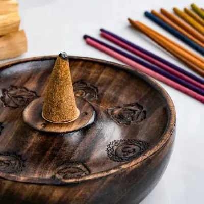 Kadzidło stożkowe ręcznie robione, naturalne "WYZWOLENIE"