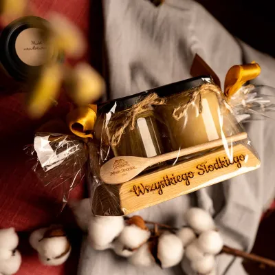 Zestaw prezentowy na desce 2 x 250 g nr1 Miody Dworskie