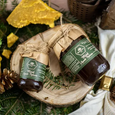 Miód spadziowy iglasty 1 kg Miody Dworskie